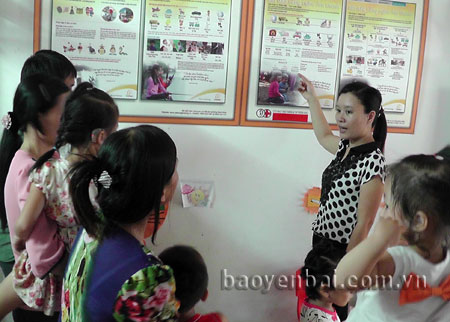 Trung tâm trợ giúp và can thiệp sớm trẻ khuyết tật Hương Giang.