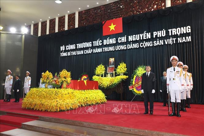 Đoàn Hội Cứu trợ trẻ em tàn tật Việt Nam viếng đồng chí Tổng Bí thư Nguyễn Phú Trọng