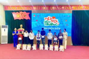 Z5707776688585 328a1d5a37e54dfcf7fafa1feec70267