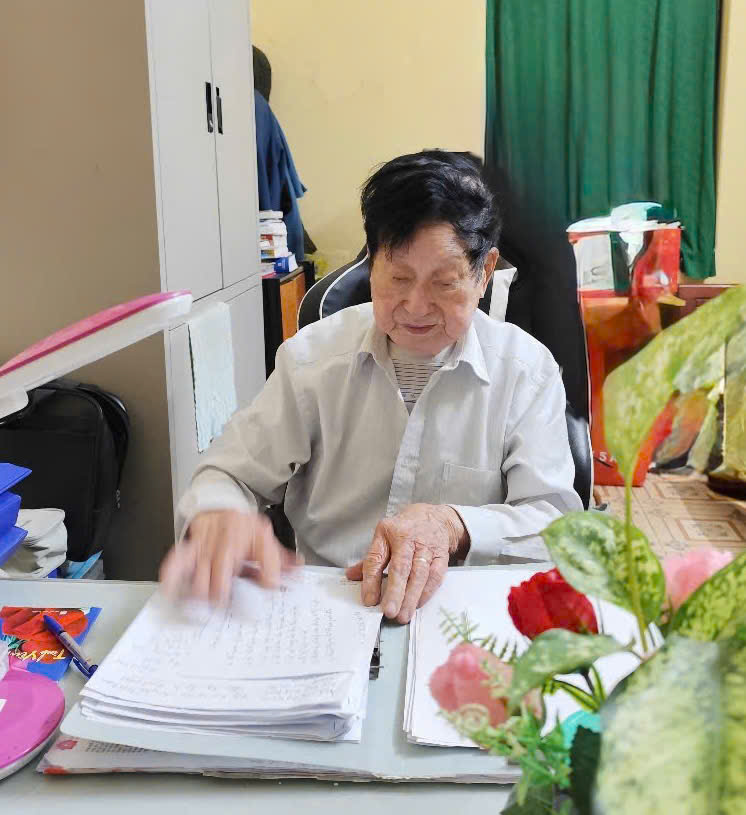 HAI LẦN ĐƯỢC GẶP BÁC HỒ KÍNH YÊU