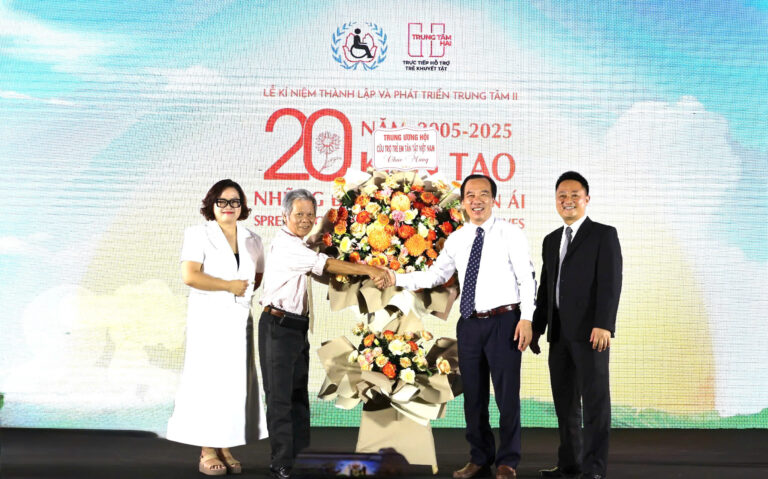 Trung tâm II Kỷ niệm 20 ngày thành lập – Kiến tạo những điểm chạm Nhân ái