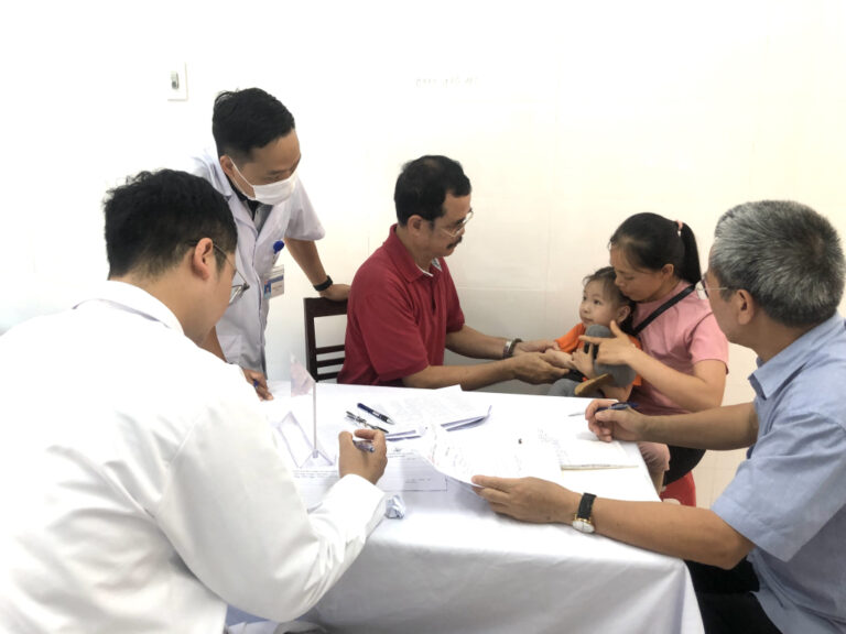 186 trẻ em khuyết tật tỉnh Cao Bằng đươc khám sàng lọc và phẫu thuật miễn phí