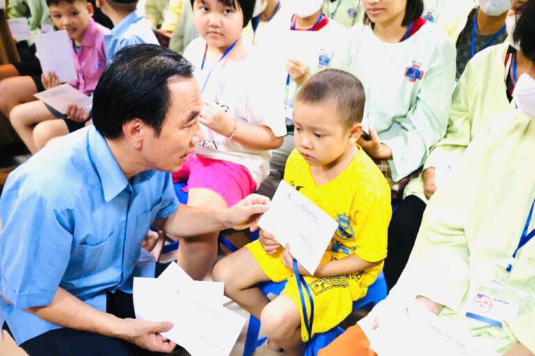 Trao yêu thương cho Bệnh nhi tại Viện K Trung ương cơ sở 3