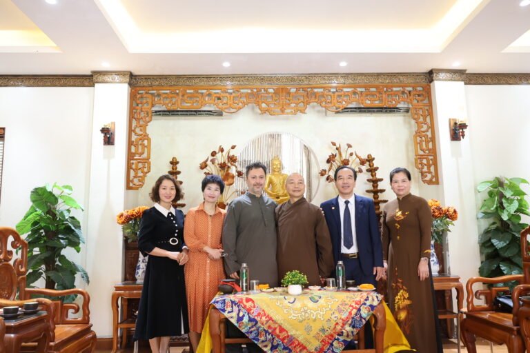 Hội Cứu trợ trẻ em tàn tật Việt Nam gặp mặt Ngài Kohdayar Marri, Đại sứ đặc mệnh toàn quyền Cộng hòa Hồi giáo Pakistan tại Việt Nam