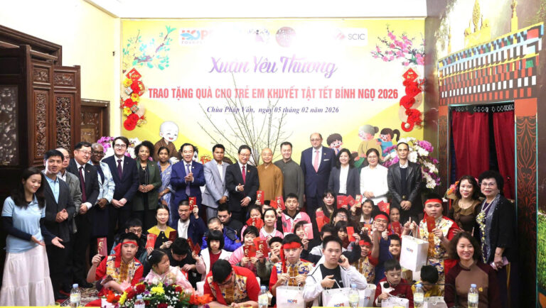 Xuân Yêu thương trao quà Tết cho trẻ em khuyết tật Tết Bính Ngọ 2026 tại Chùa Pháp Vân