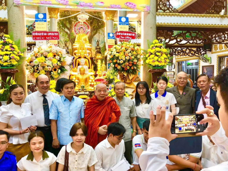 Trao 70 suất học bổng, trị giá 70 triệu đồng cho học sinh khuyết tật, học sinh nghèo nhân Lễ hội Tết cổ truyền Campuchia – Lào – Thái Lan năm 2026